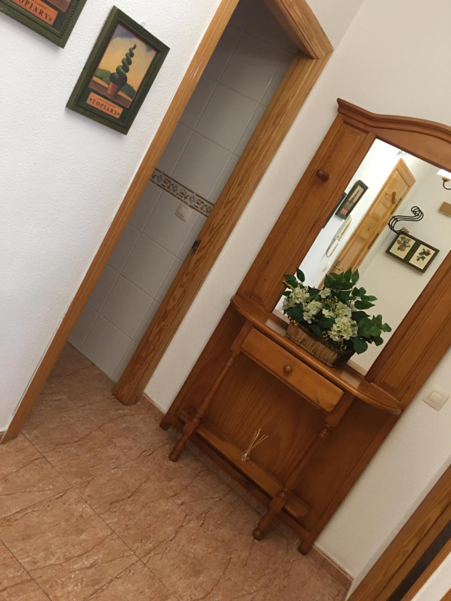 Salinas Apartment *